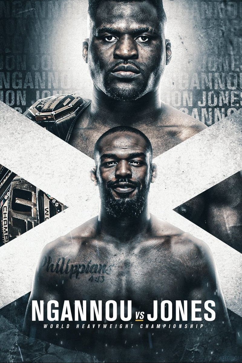 Zwei männliche Kämpfer, von denen einer einen Meistergürtel in der Hand hält, blicken mit ernsten Mienen nach vorne. Der Text lautet: Ngannou vs. Jones – Weltmeisterschaft im Schwergewicht. Monochromer Hintergrund mit einem markanten X. Erleben Sie jeden Moment des Kampfgeschehens live – IPTV kaufen für nahtloses Streaming dieses epischen Showdowns.